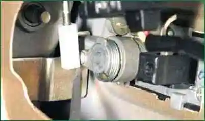 Disassembly and assembly of the tailgate Niva Chevrolet