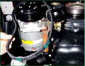 How to remove and install air conditioning compressor VAZ-2123