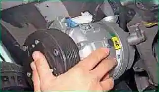 Як зняти та поставити компресор кондиціонера ВАЗ-2123