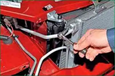 How to remove the VAZ-2123 air conditioner condenser