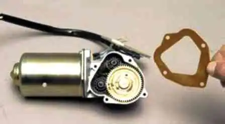 Reparación y reemplazo de limpiaparabrisas Niva Chevrolet