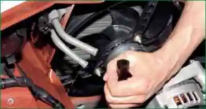 How to remove the VAZ-2123 power steering cooler How to remove the VAZ-2123 power steering cooler