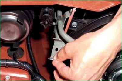 How to remove the VAZ-2123 power steering cooler