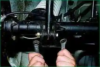 Заміна штанг задньої підвіски Niva Chevrolet