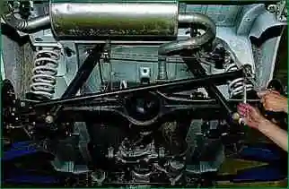 Заміна штанг задньої підвіски Niva Chevrolet