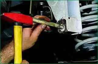 Заміна штанг задньої підвіски Niva Chevrolet