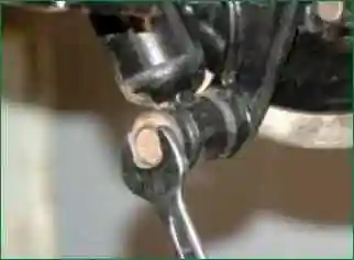 Austausch der Hinterachse VAZ-2123