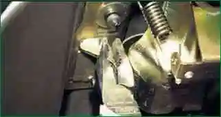 How to remove the VAZ-2123 steering column