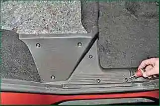 Як зняти та поставити паливний бак ВАЗ-2123