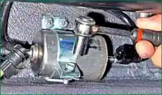 Reemplazo del filtro de combustible Niva Chevrolet Reemplazo del filtro de combustible Niva Chevrolet