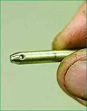 Замена колодок передних колес Niva Chevrolet Замена колодок передних колес Niva Chevrolet