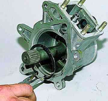 Disassembly and assembly of the transfer case VAZ-2123