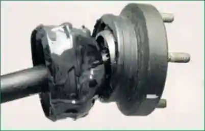 Removing and installing Niva Chevrolet intermediate shaft