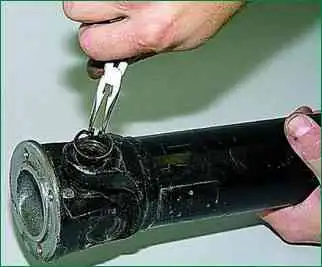 Ремонт карданного валу на ВАЗ-2123