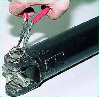 Ремонт карданного валу на ВАЗ-2123