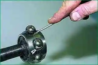 Repair of VAZ-2123 front wheel drives