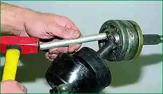 Repair of VAZ-2123 front wheel drives