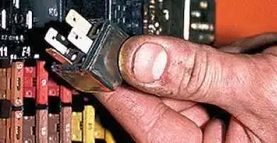 Реле и предохранители УАЗ Патриот Реле и предохранители УАЗ Патриот