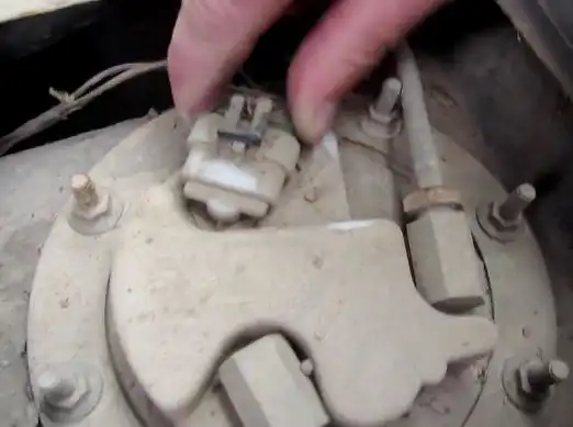 Замена топливных баков автомобиля УАЗ Патриот