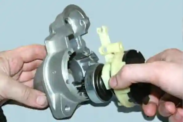 Снятие и ремонт стартера AZE 2517