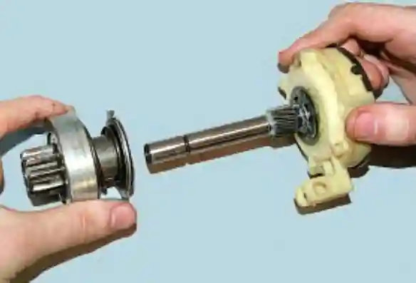 Снятие и ремонт стартера AZE 2517