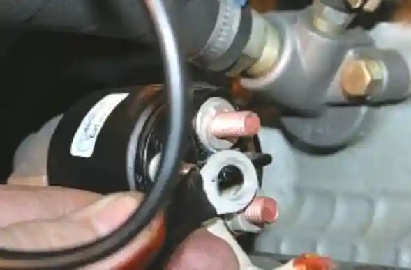 Снятие и ремонт стартера AZE 2517 УАЗ Патриот