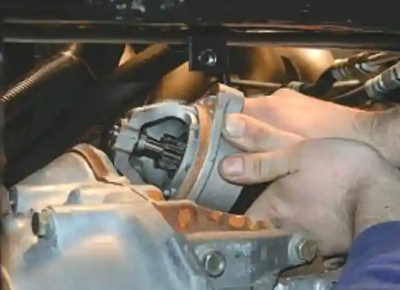 Снятие и ремонт стартера AZE 2517 УАЗ Патриот