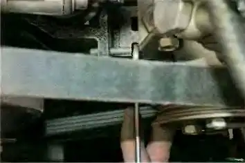 Снятие и установка элементов гидравлической системы рулевого управления автомобиля УАЗ Патриот