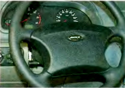 Снятие, разборка и установка рулевого колеса автомобиля УАЗ Патриот