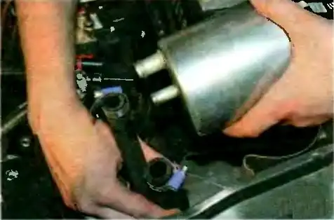 Снятие и установка элементов гидравлической системы рулевого управления автомобиля УАЗ Патриот