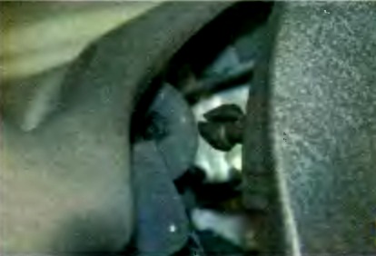 Снятие, разборка и установка рулевого колеса автомобиля УАЗ Патриот