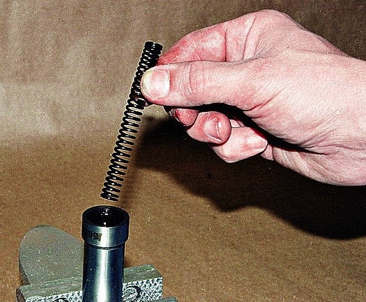 Снятие и установка гидравлических натяжителей цепей ЗМЗ-409
