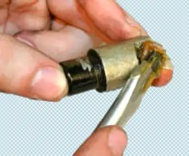 Снятие и установка элементов стояночного тормоза УАЗ Патриот