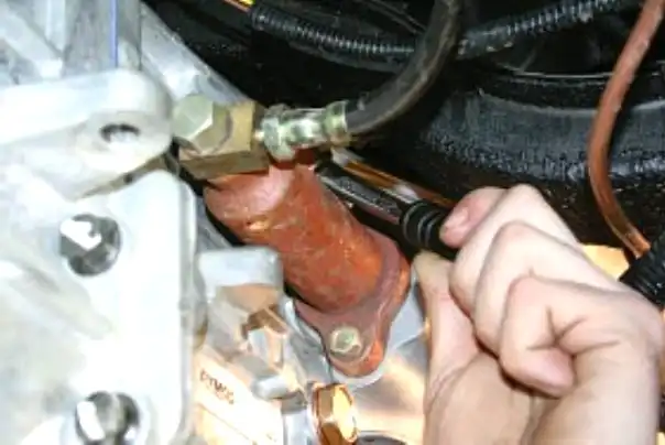 Снятие и установка коробки передач автомобиля УАЗ Патриот