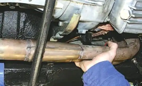 Снятие и установка коробки передач автомобиля УАЗ Патриот