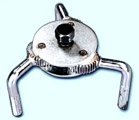 Замена масла в двигателе и масляного фильтра Лада Приора