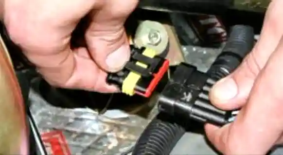 Очиститель ветрового стекла автомобиля Лада Приора