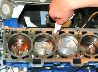 Replacing the cylinder head gasket for the VAZ-21126 engine