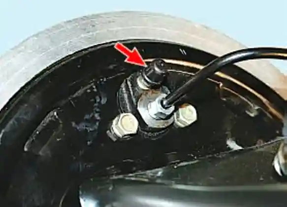 Ремонт заднего тормозного механизма Лада Приора