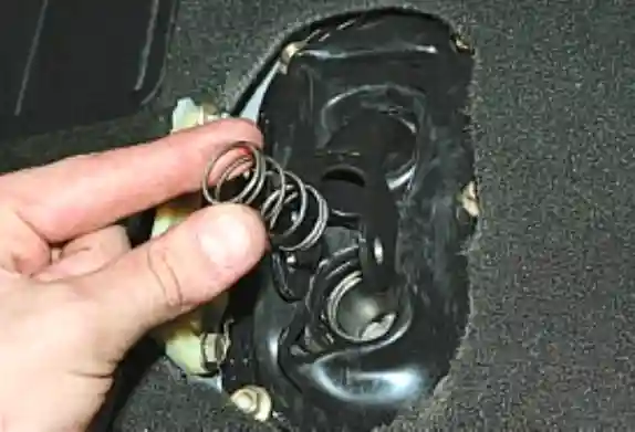 Ремонт рычага переключения передач