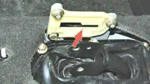 Ремонт рычага переключения передач