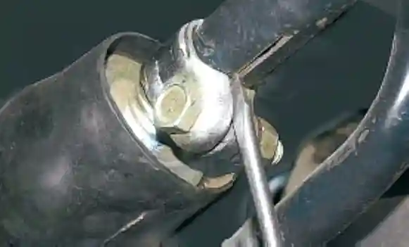 Регулировка привода управления коробкой передач