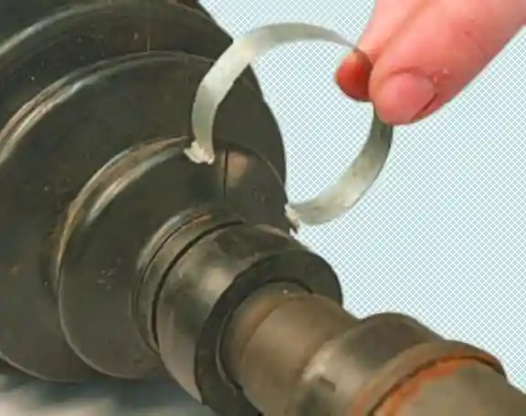 Замена деталей привода передних колес Лада Приора