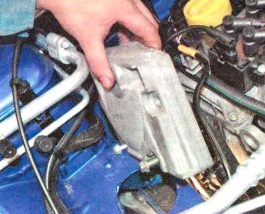 Ajuste del pistón del primero cilindro al PMS en la carrera de compresión del Renault Logan