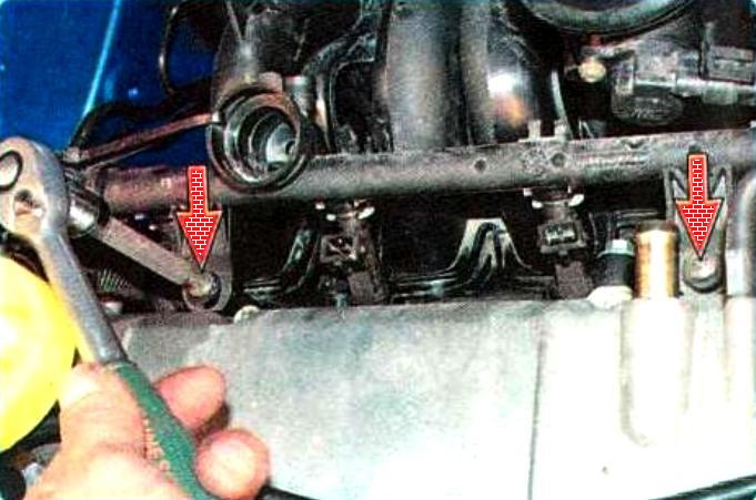 Checking, removing and installing Renault Logan fuel injectors