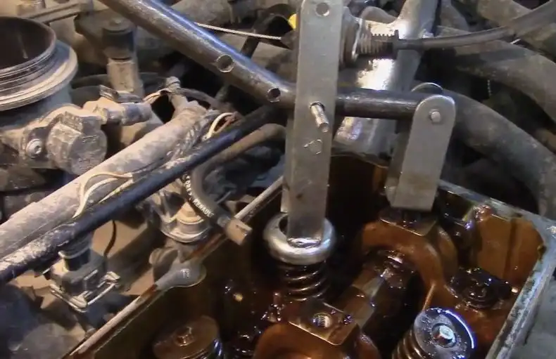 Renault Logan қозғалтқышының клапан бағанының тығыздағыштарын ауыстыру Renault Logan қозғалтқышының клапан бағанының тығыздағыштарын ауыстыру