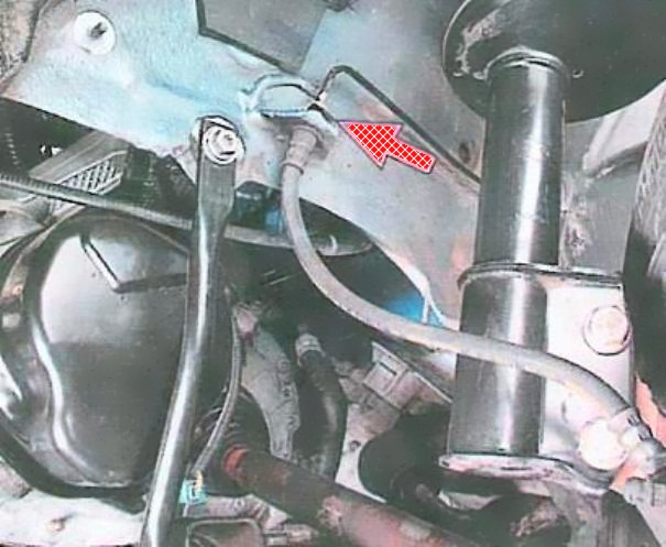 Sustitución de mangueras y tubos para frenos hidráulicos Renault Logan