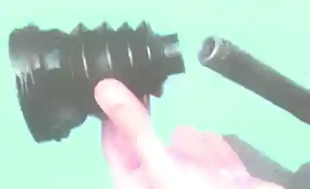 Ремонт шарниров равных угловых скоростей Renault Logan