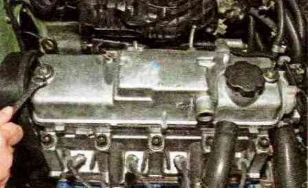 Ajuste del juego térmico de la válvula del motor VAZ-21114