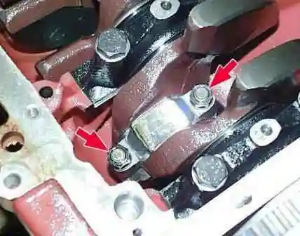 Ремонт и замена поршневой двигателя ЗМЗ-406